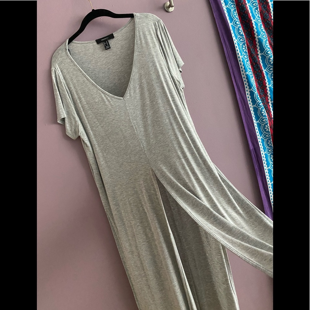 Forever 21 Split Front Top